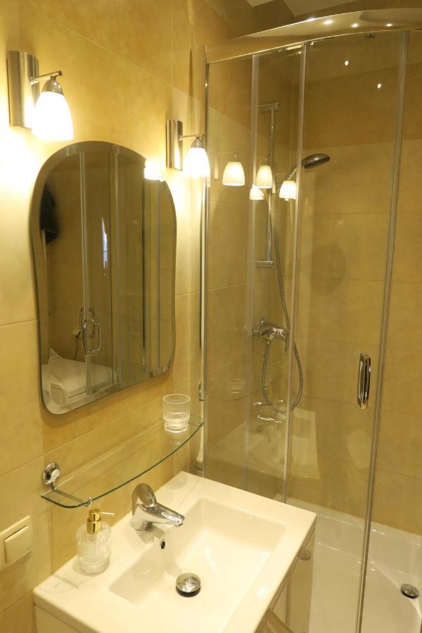 Apartament Geneva وارسو المظهر الخارجي الصورة